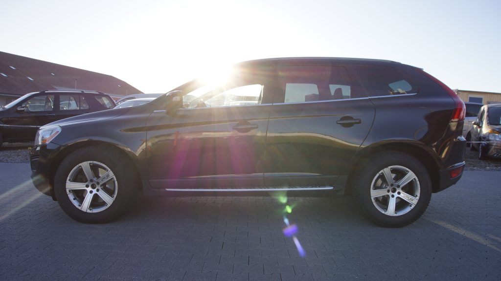 VOLVO XC60 2.4 D5 Summum AWD, Diesel, Occasion / Utilisé, Automatique - 2