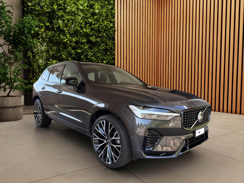 VOLVO XC60 2.0 B4 MH Plus Dark AWD, Hybride Léger Diesel/Électricité, Occasion / Utilisé, Automatique - 7