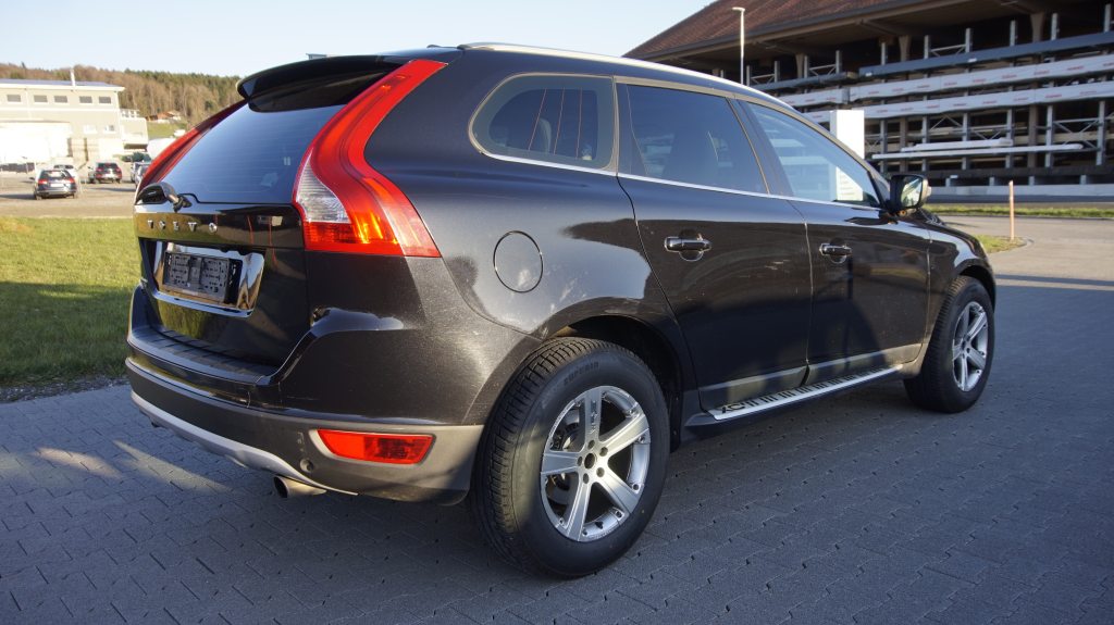 VOLVO XC60 2.4 D5 Summum AWD, Diesel, Occasion / Utilisé, Automatique - 5