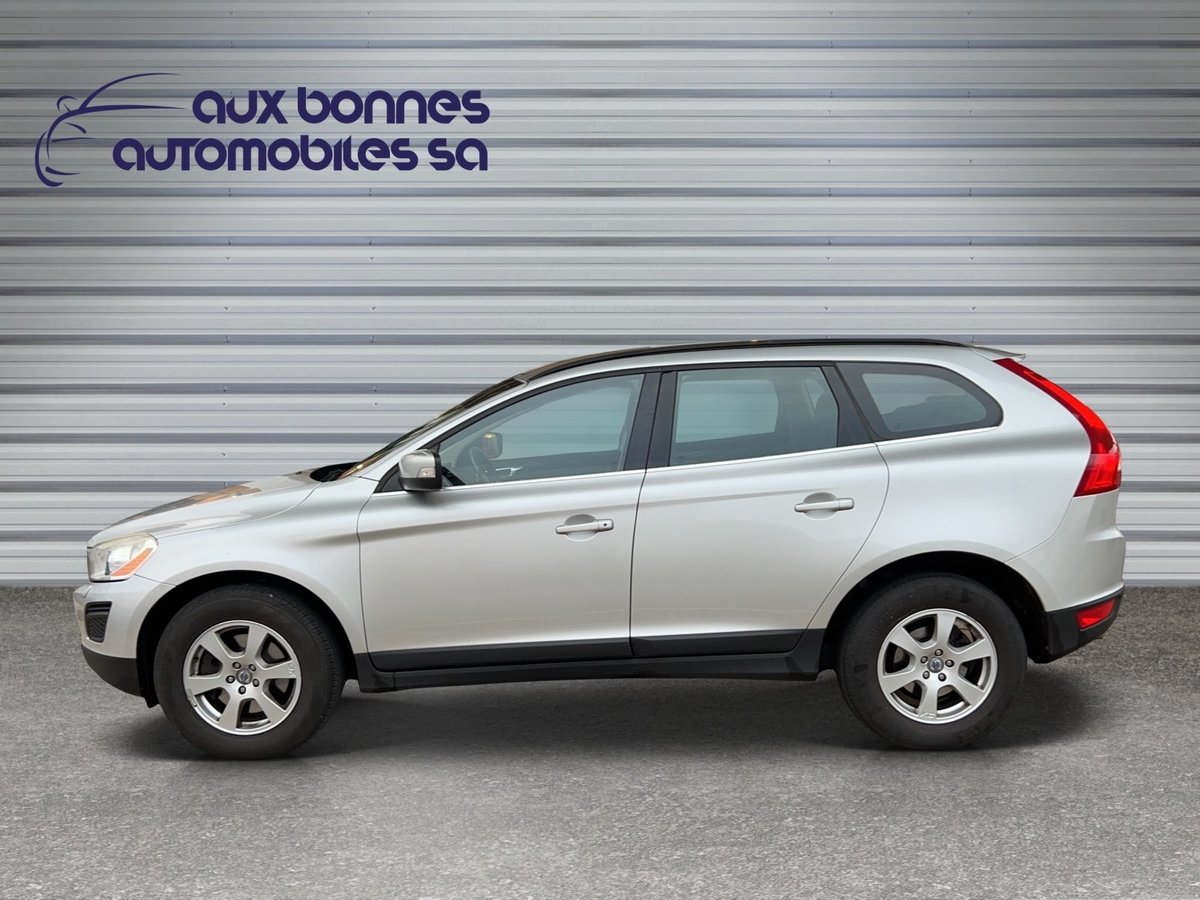 VOLVO XC60 D5 AWD Momentum Geartronic, Diesel, Occasion / Gebraucht, Automatik - 2