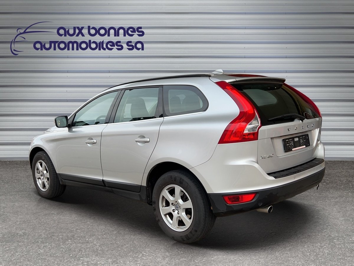 VOLVO XC60 D5 AWD Momentum Geartronic, Diesel, Occasion / Gebraucht, Automatik - 5