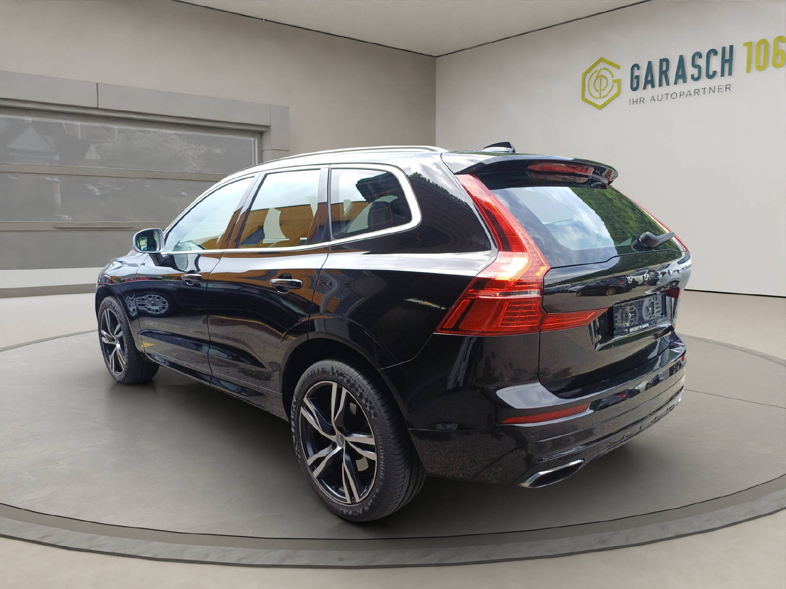VOLVO XC60 2.0 D4 R-Design AWD, Diesel, Occasioni / Usate, Automatico - 3