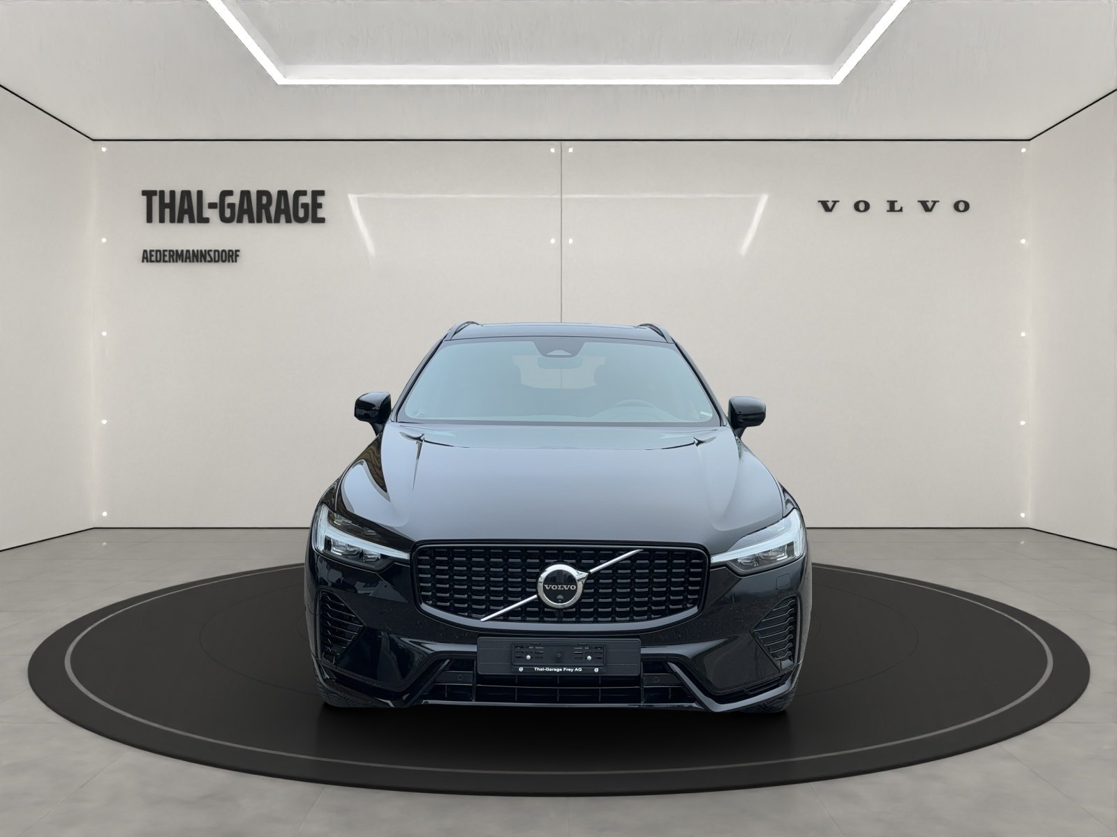 VOLVO XC60 2.0 T6 TE Plus Dark eAWD, Plug-in-Hybrid Benzin/Elektro, Occasion / Gebraucht, Automatik - 2