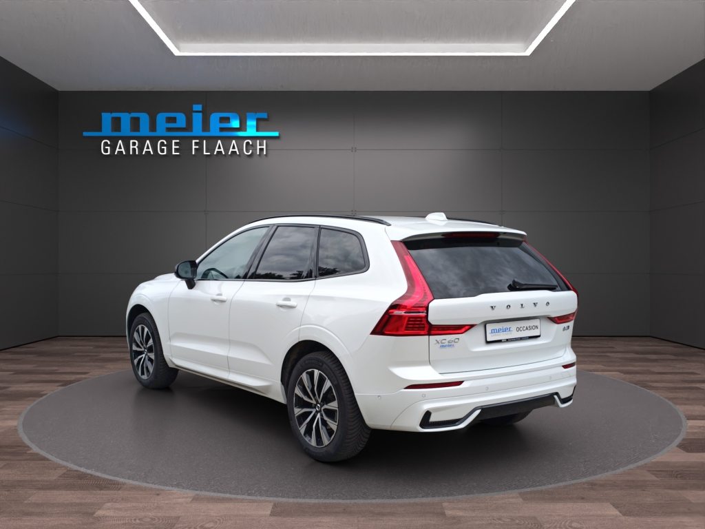 VOLVO XC60 2.0 B5 MH Plus Dark AWD, Hybride Léger Essence/Électricité, Occasion / Utilisé, Automatique - 3