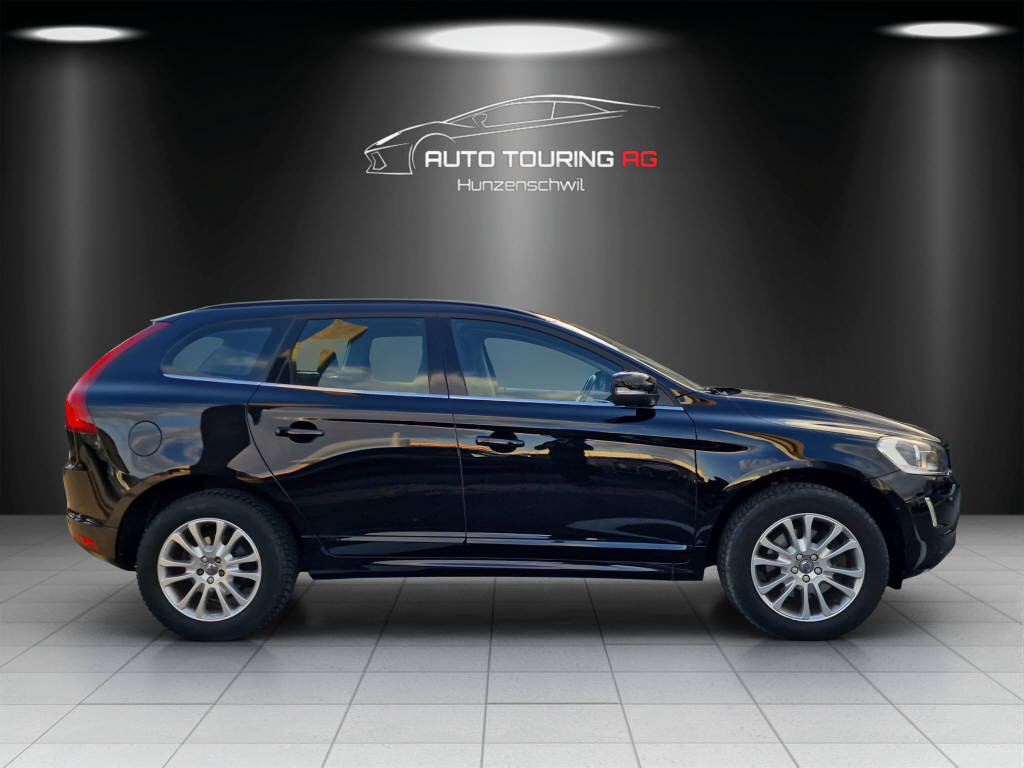 VOLVO XC60 2.4 D5 Momentum AWD, Diesel, Occasion / Gebraucht, Automatik - 2