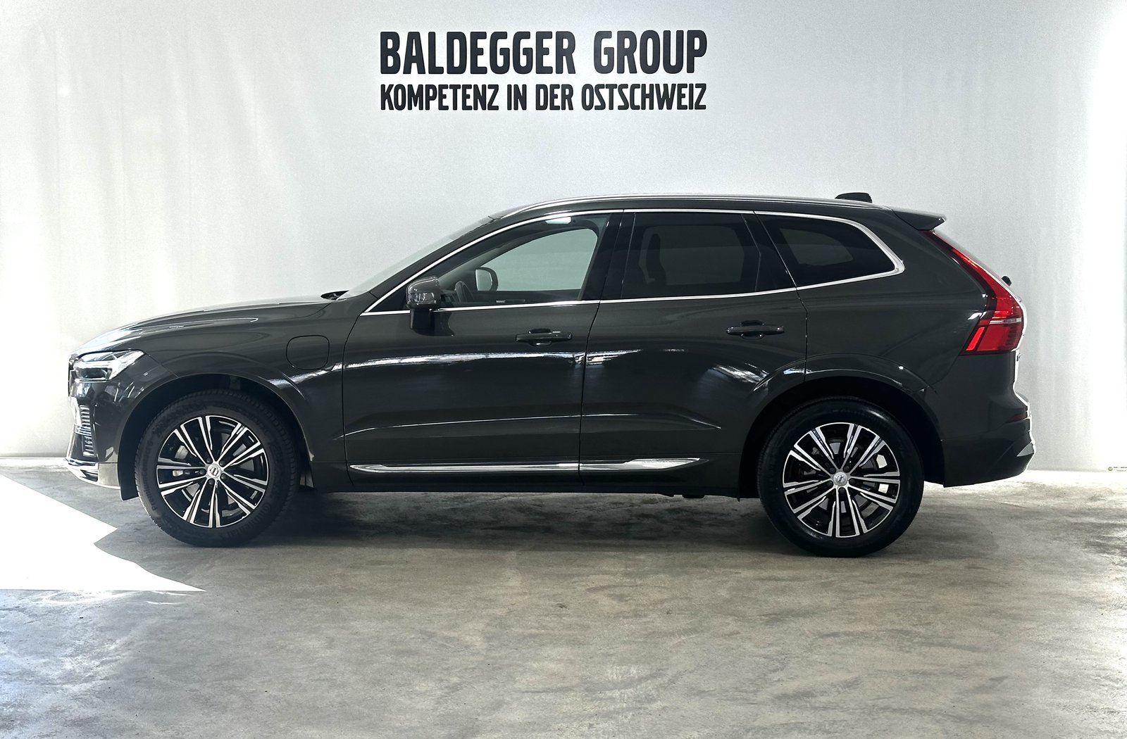 VOLVO XC60 2.0 T8 TE Inscription eAW, Full-Hybrid Petrol/Electric, Second hand / Used, Automatic - 2