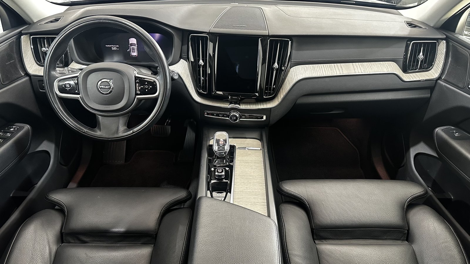 VOLVO XC60 2.0 T8 TE Inscription eAW, Full-Hybrid Petrol/Electric, Second hand / Used, Automatic - 5