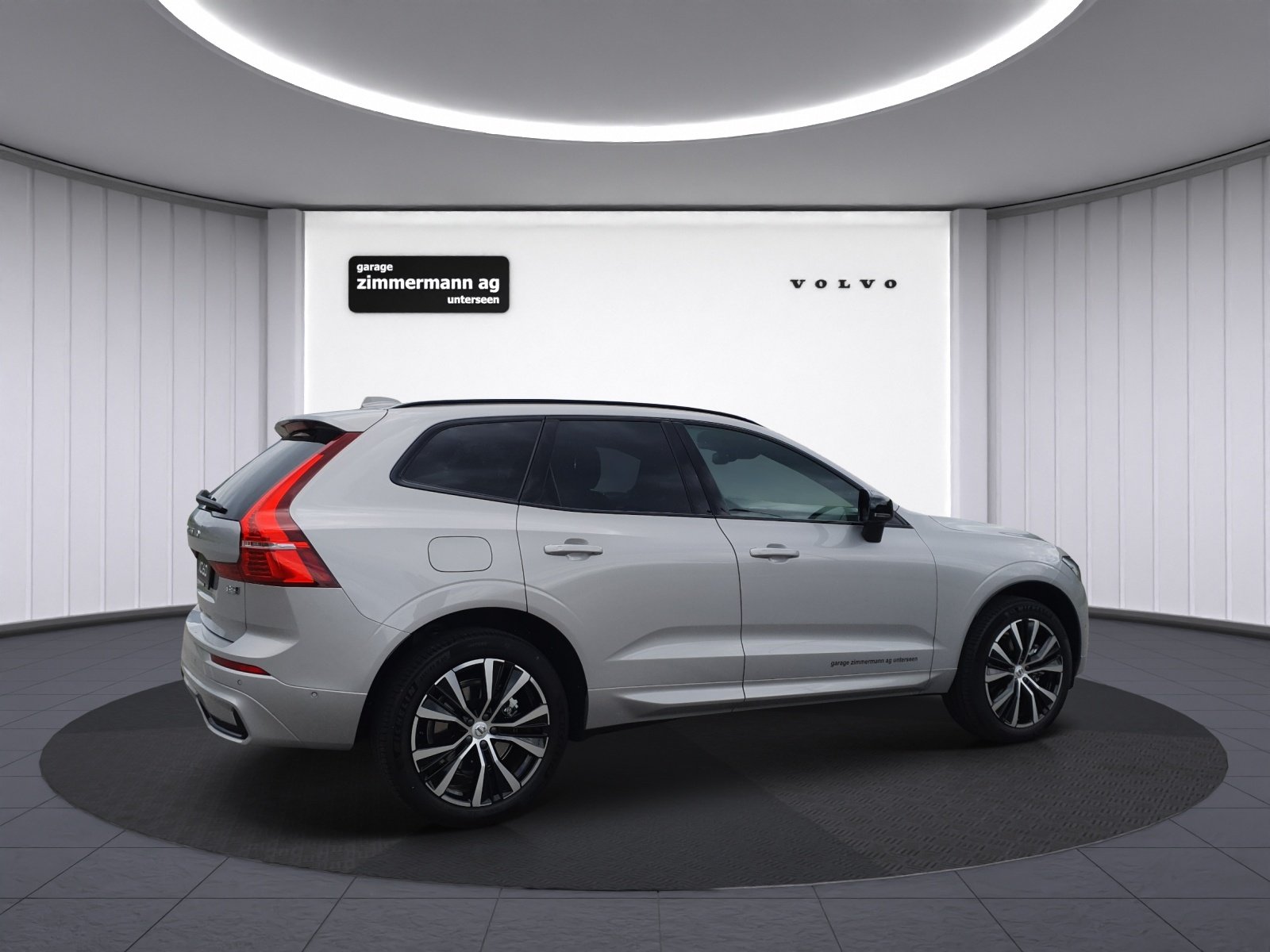 VOLVO XC60 2.0 B5 MH Plus Dark AWD, Mild-Hybrid Benzin/Elektro, Occasion / Gebraucht, Automatik - 6