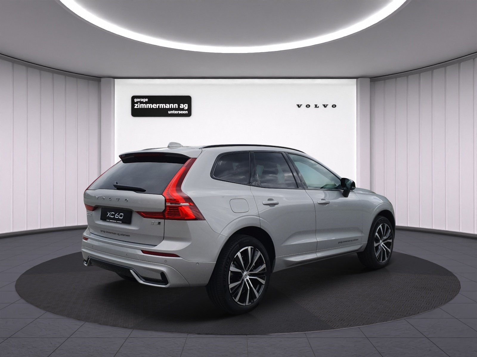 VOLVO XC60 2.0 B5 MH Plus Dark AWD, Mild-Hybrid Benzin/Elektro, Occasion / Gebraucht, Automatik - 7