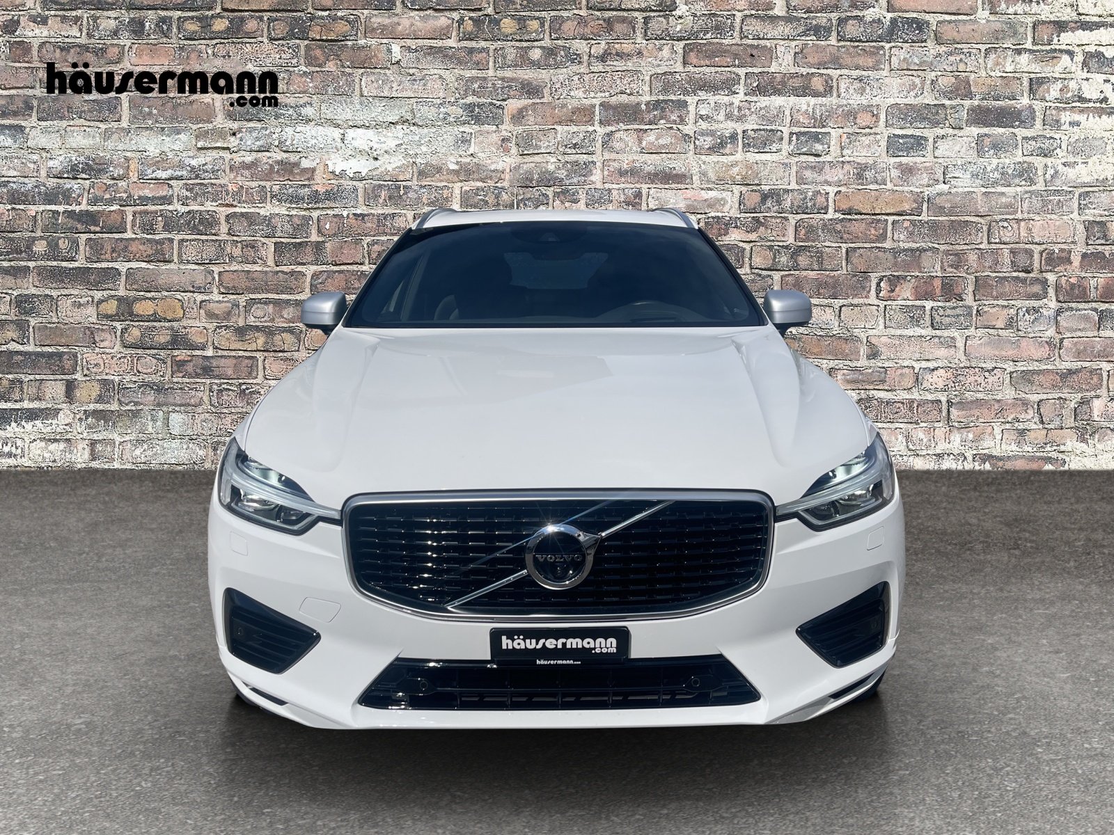 VOLVO XC60 2.0 T8 TE R-Design AWD, Hybride Rechargeable Essence/Électricité, Occasion / Utilisé, Automatique - 2