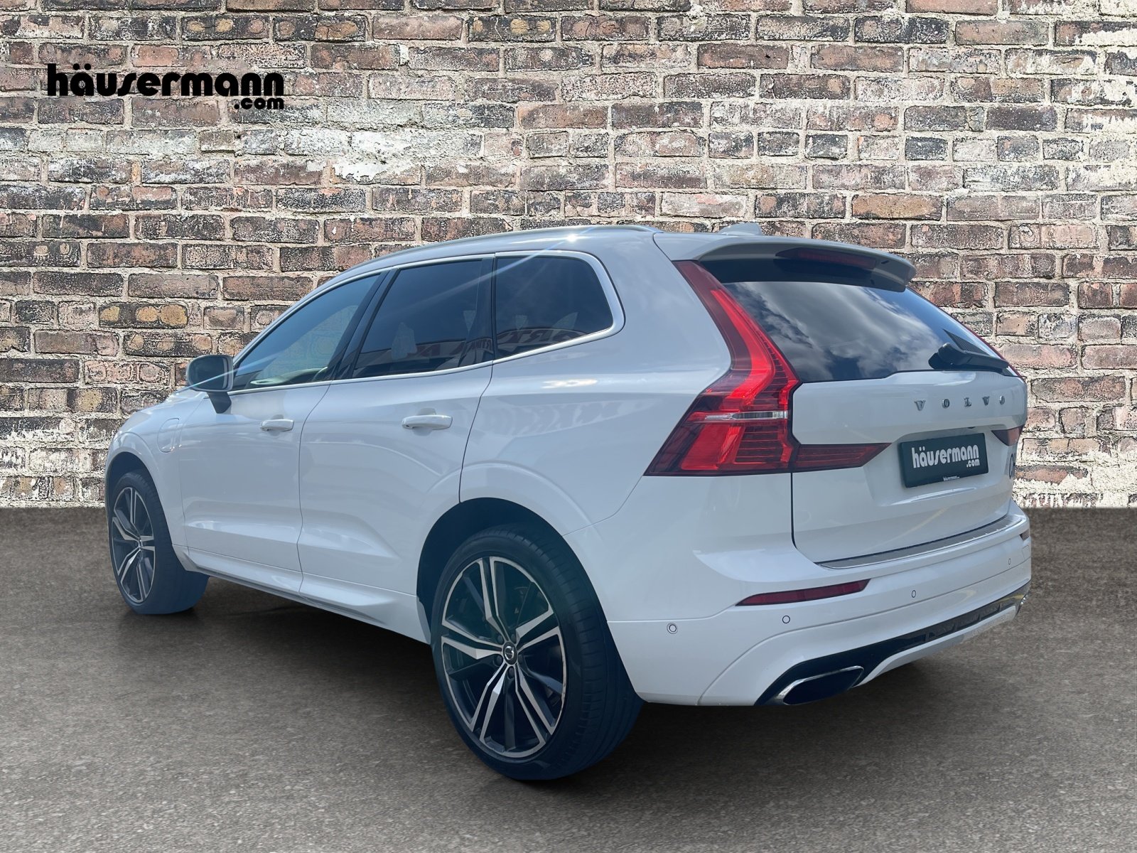 VOLVO XC60 2.0 T8 TE R-Design AWD, Hybride Rechargeable Essence/Électricité, Occasion / Utilisé, Automatique - 4