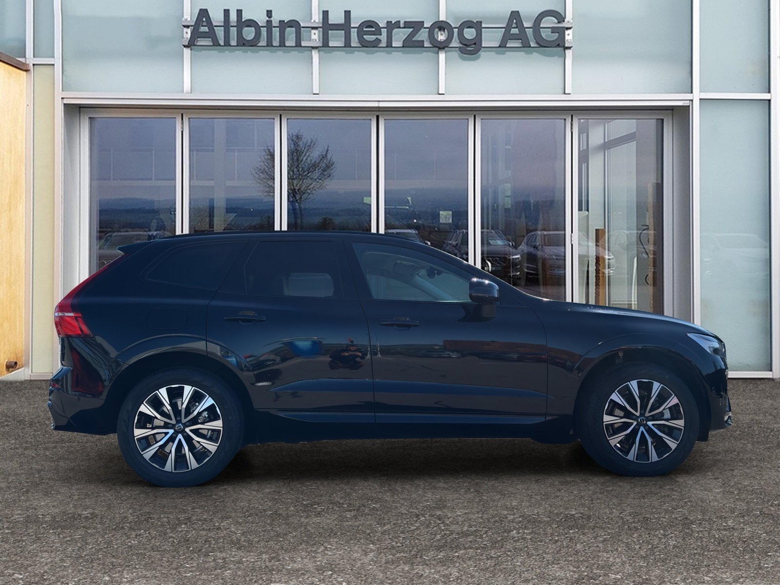 VOLVO XC60 2.0 B4 MH Plus Dark AWD, Mild-Hybrid Diesel/Electric, Second hand / Used, Automatic - 5