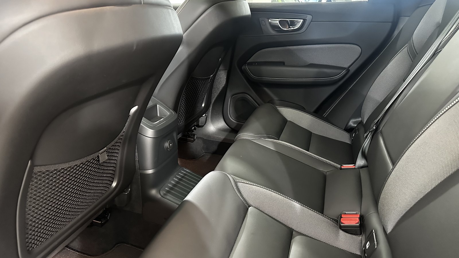 VOLVO XC60 2.0 T6 TE Ultra Dark eAWD, Hybride Integrale Benzina/Elettrica, Occasioni / Usate, Automatico - 6