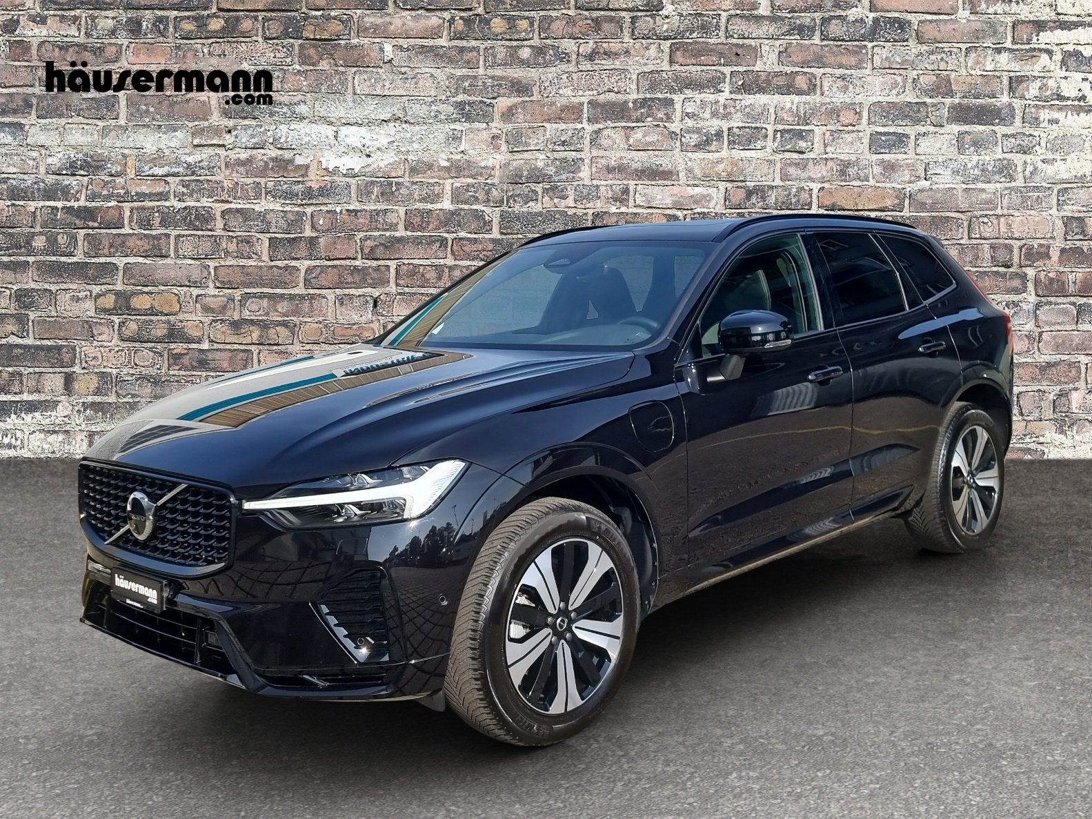 VOLVO XC60 2.0 T6 TE Plus Dark eAWD
