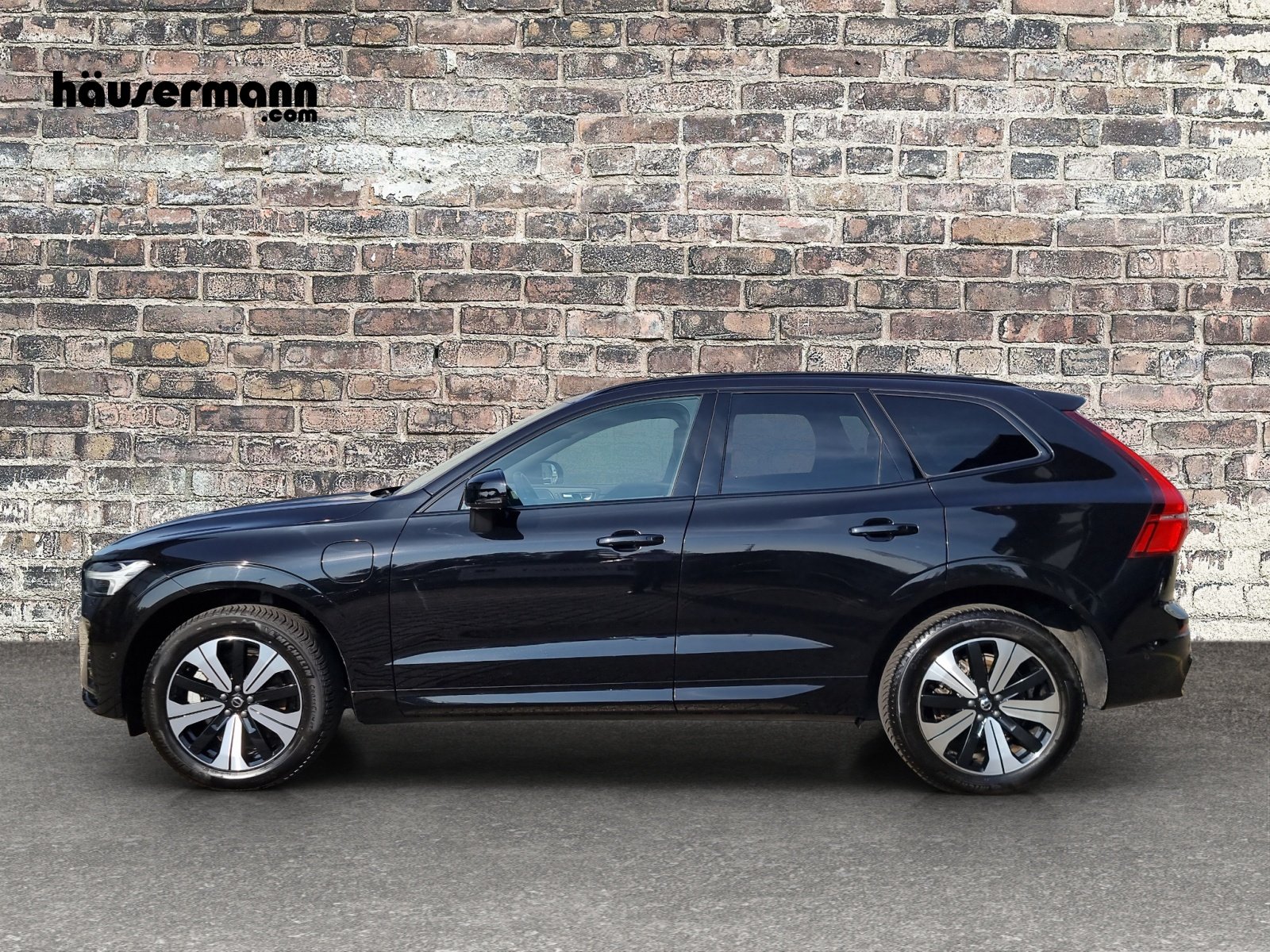 VOLVO XC60 2.0 T6 TE Plus Dark eAWD, Plug-in-Hybrid Benzin/Elektro, Occasion / Gebraucht, Automatik - 3