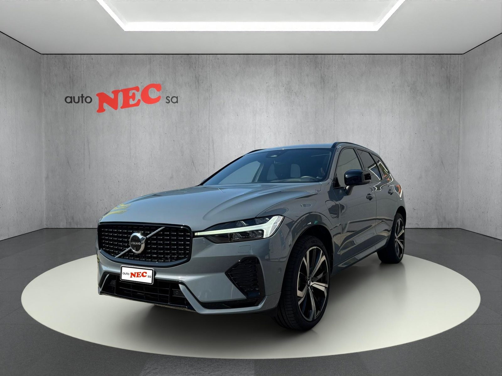 VOLVO XC60 2.0 T6 TE R-Design eAWD, Plug-in-Hybrid Benzin/Elektro, Occasion / Gebraucht, Automatik - 3