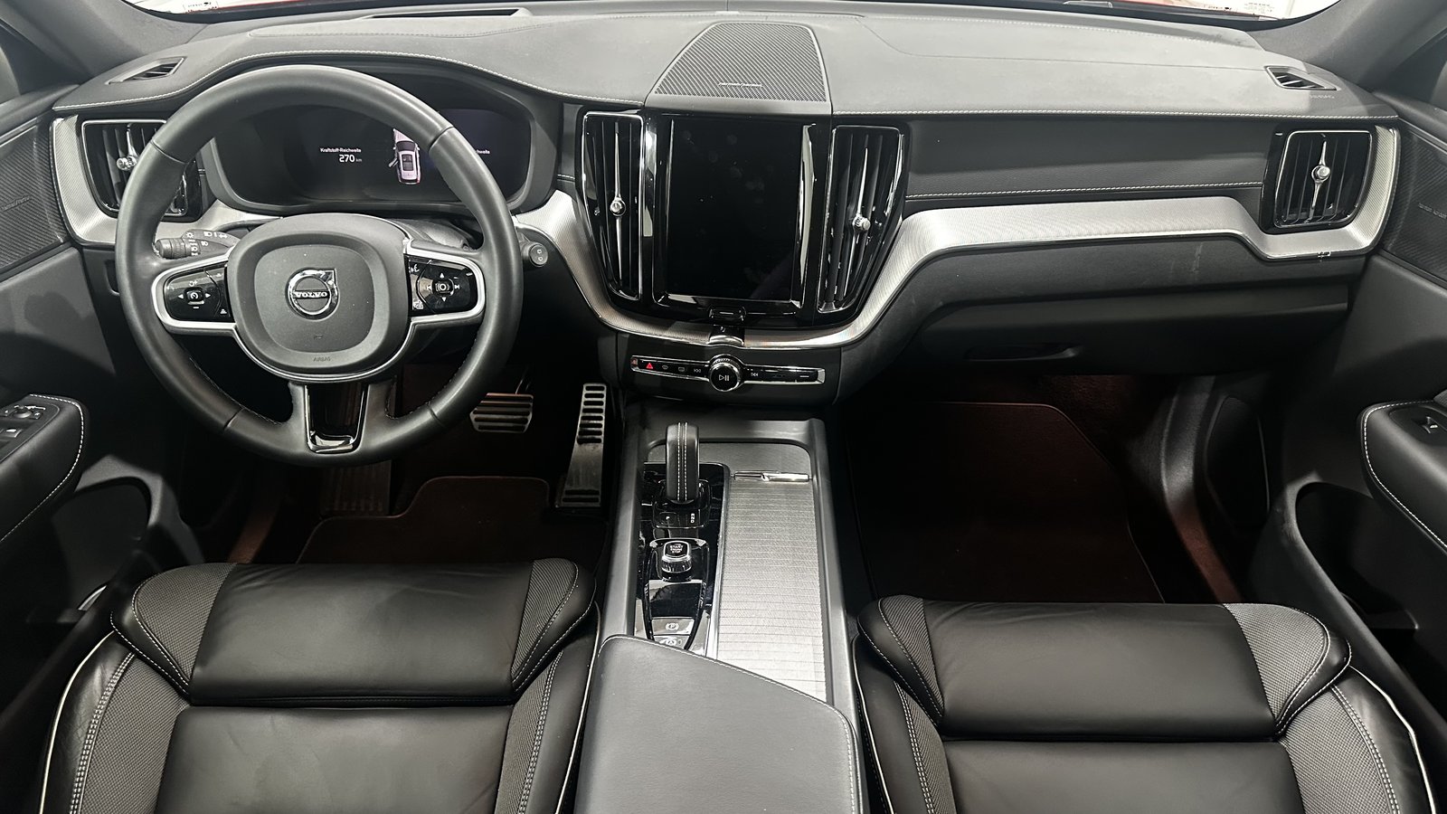 VOLVO XC60 2.0 T6 TE R-Design eAWD, Full-Hybrid Petrol/Electric, Second hand / Used, Automatic - 5