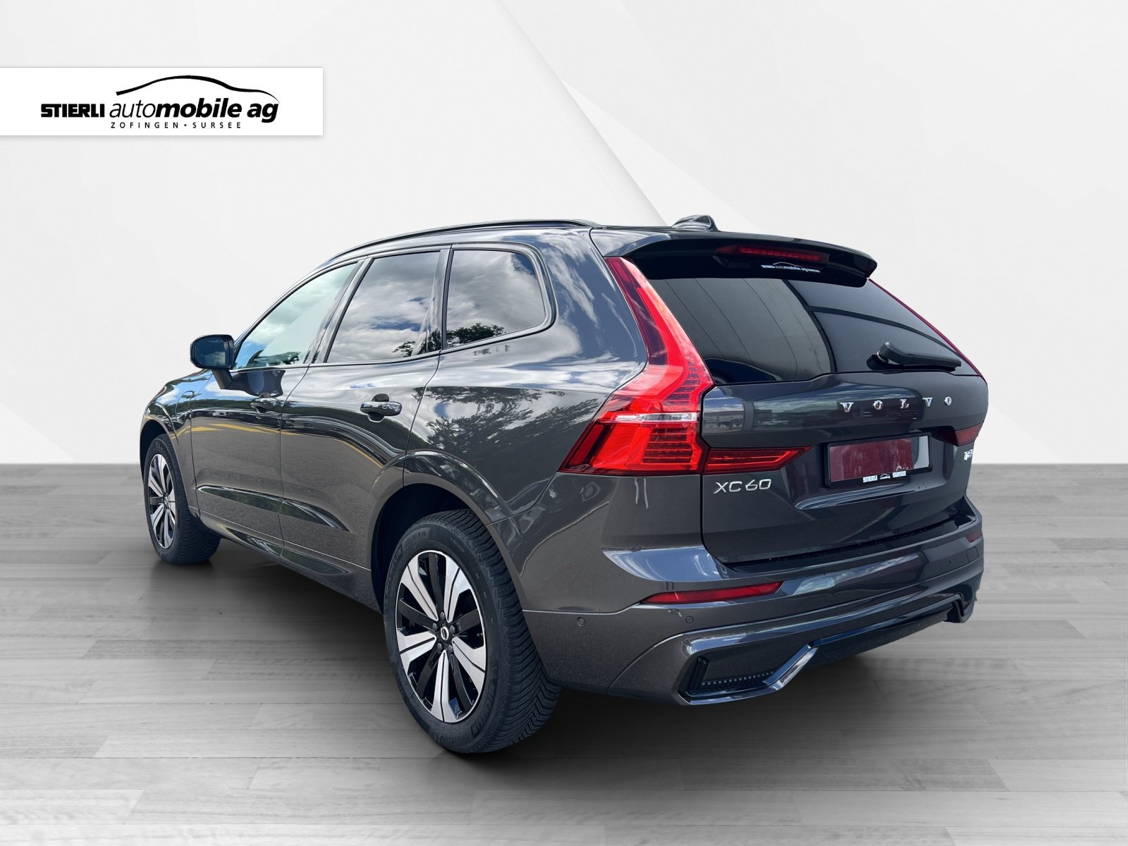 VOLVO XC60 2.0 T8 TE Plus Dark eAWD, Hybride Rechargeable Essence/Électricité, Occasion / Utilisé, Automatique - 7