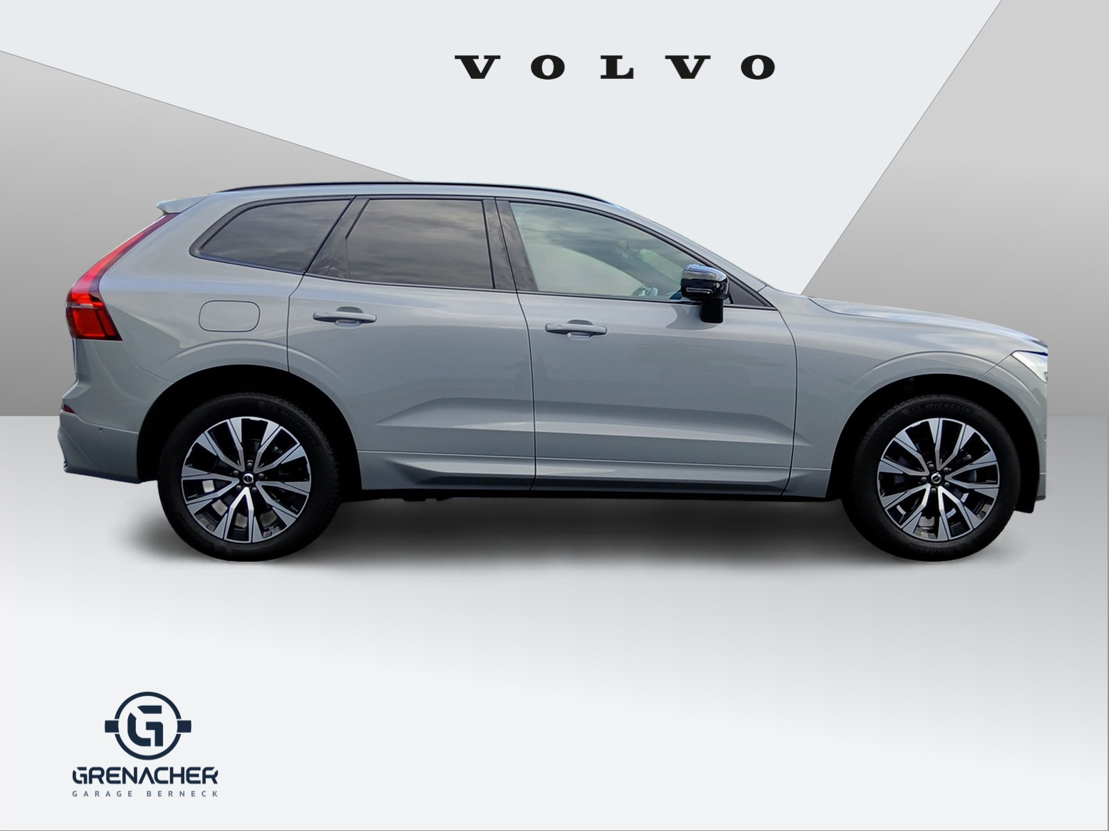 VOLVO XC60 2.0 B5 MH Plus Dark AWD, Hybride Leggero Benzina/Elettrica, Occasioni / Usate, Automatico - 2