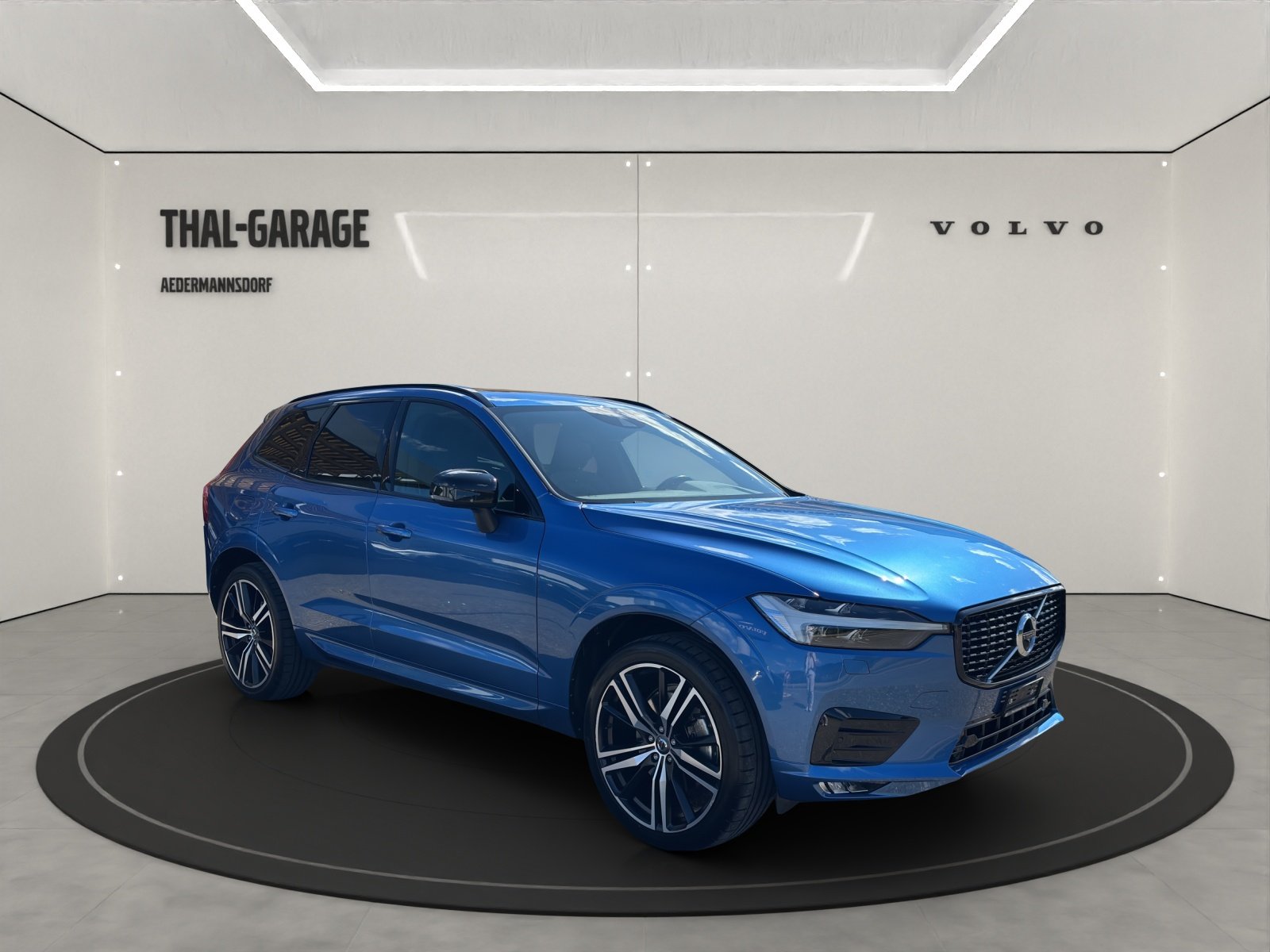 VOLVO XC60 2.0 B5 MH R-Design AWD, Mild-Hybrid Petrol/Electric, Second hand / Used, Automatic - 3