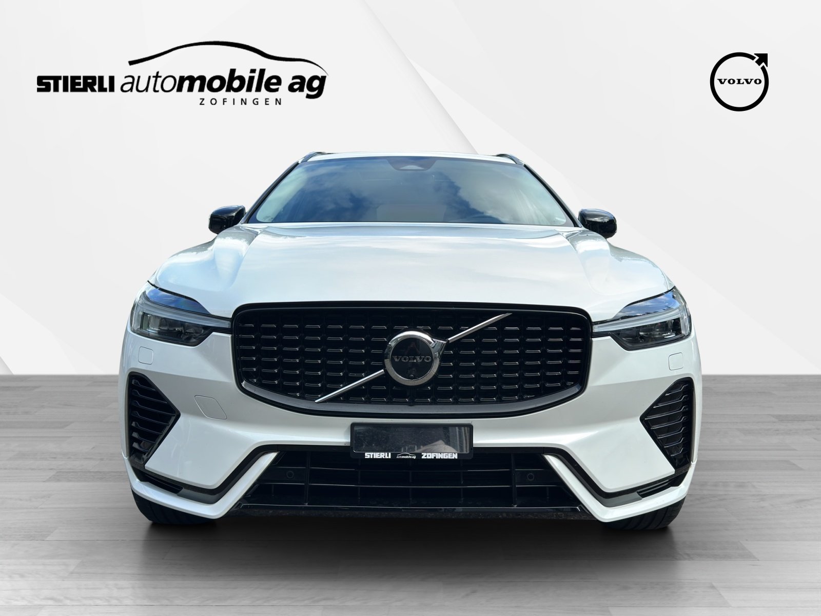 VOLVO XC60 2.0 T6 TE Ultra Dark eAWD, Hybride Rechargeable Essence/Électricité, Occasion / Utilisé, Automatique - 2