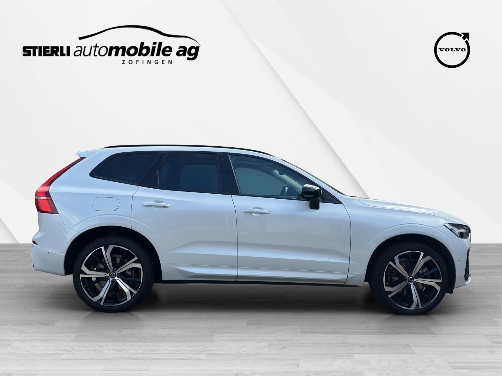 VOLVO XC60 2.0 T6 TE Ultra Dark eAWD, Hybride Rechargeable Essence/Électricité, Occasion / Utilisé, Automatique - 4