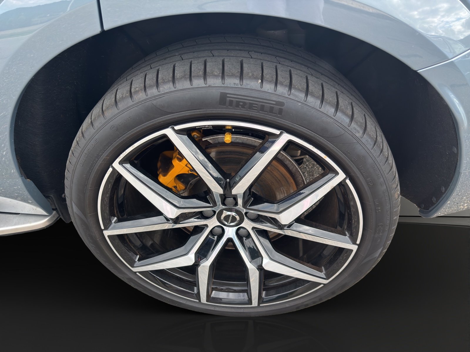 VOLVO XC60 2.0 T8 TE Polestar eAWD, Plug-in-Hybrid Benzin/Elektro, Occasion / Gebraucht, Automatik - 5