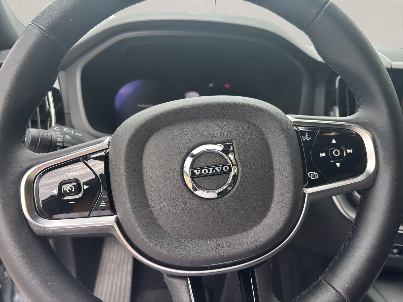 VOLVO XC60 2.0 T8 TE Polestar eAWD, Plug-in-Hybrid Benzin/Elektro, Occasion / Gebraucht, Automatik - 6