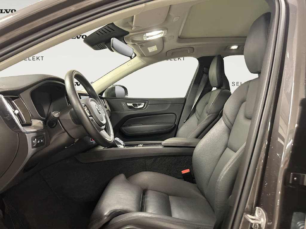 VOLVO XC60 2.0 T6 TE Inscription eAWD, Hybride Rechargeable Essence/Électricité, Occasion / Utilisé, Automatique - 6