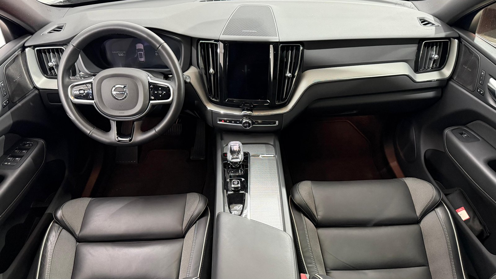 VOLVO XC60 2.0 T6 TE Plus Dark eAWD, Hybride Intégral Essence/Électricité, Occasion / Utilisé, Automatique - 5