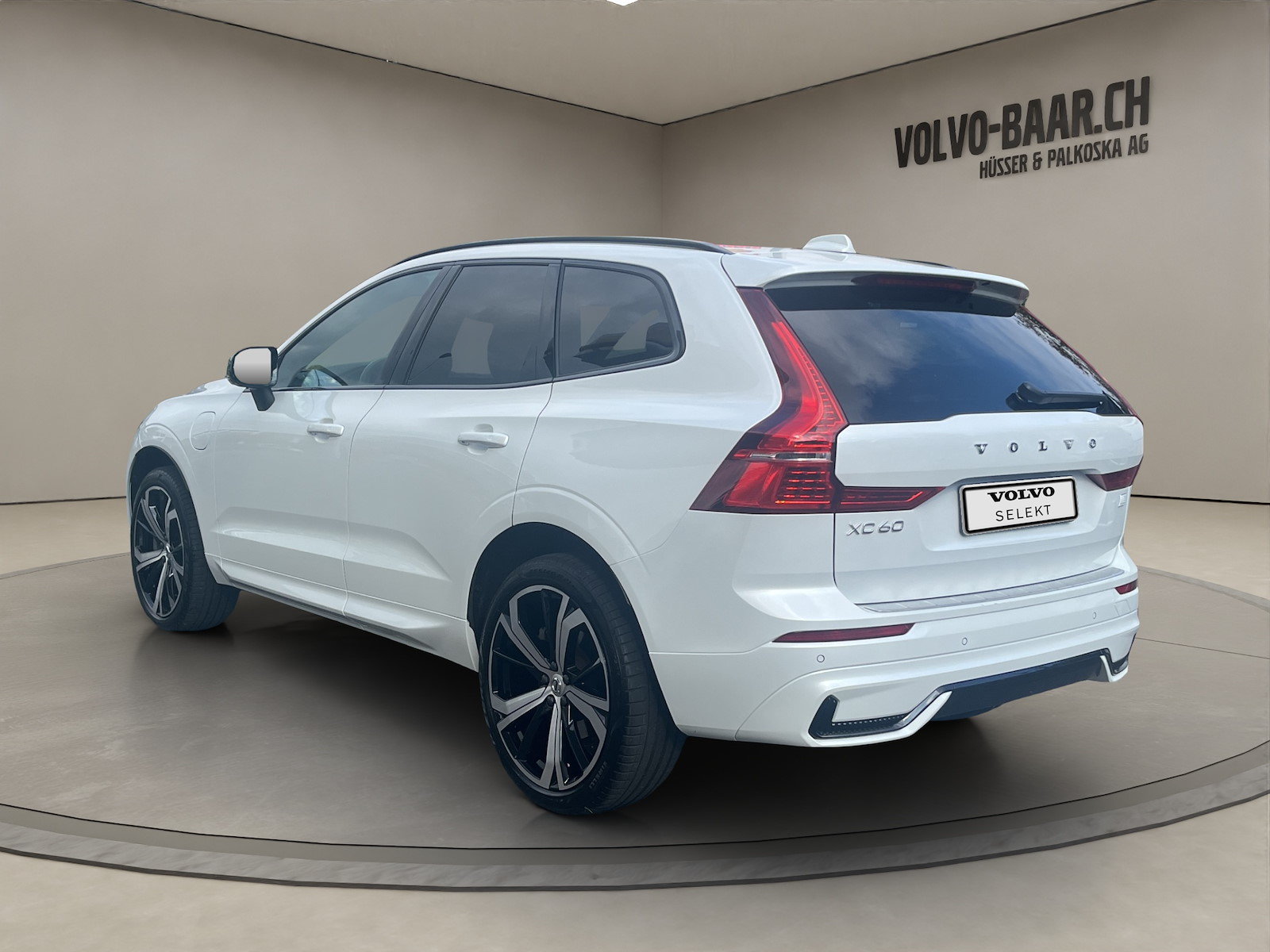 VOLVO XC60 2.0 T8 TE R-Design eAWD, Hybride Rechargeable Essence/Électricité, Occasion / Utilisé, Automatique - 3