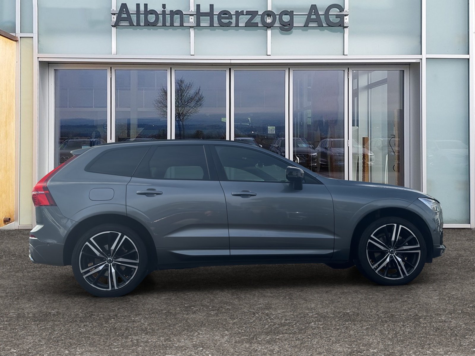 VOLVO XC60 2.0 B5 MH R-Design AWD, Benzin, Occasion / Gebraucht, Automatik - 5