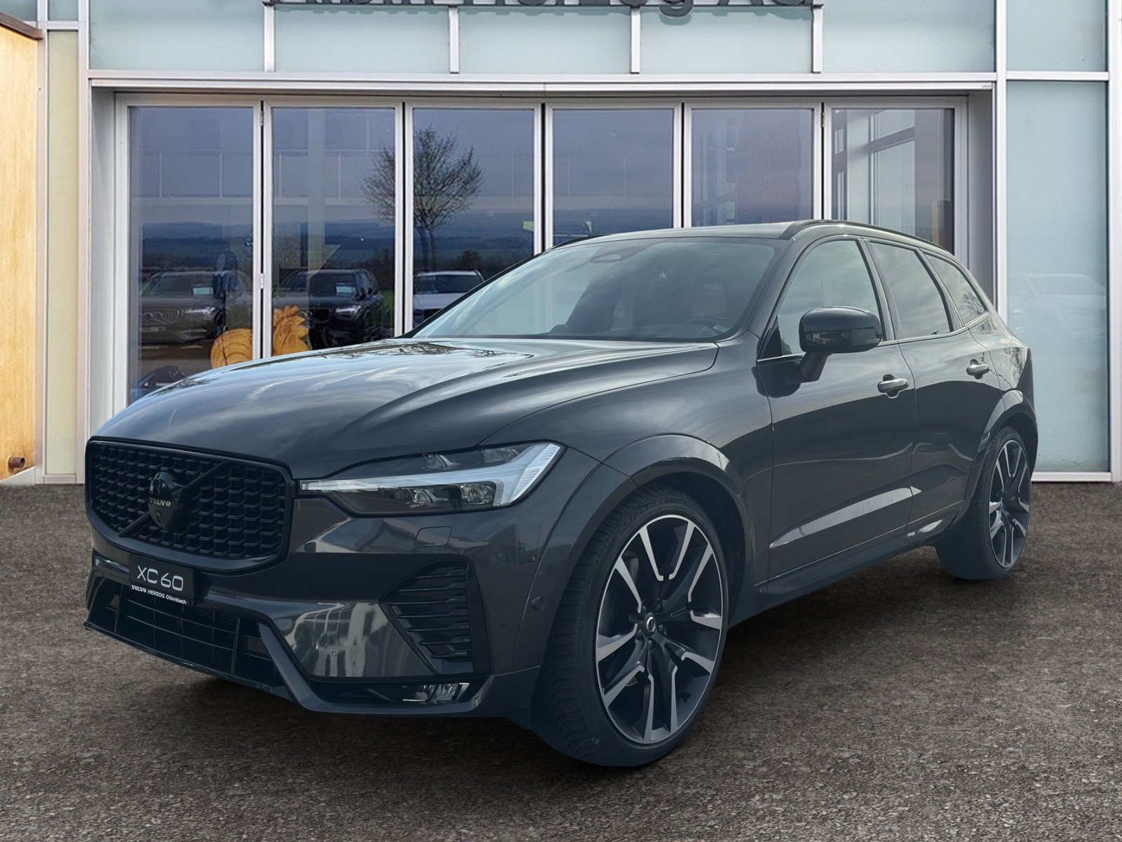 VOLVO XC60 2.0 B6 MH Ultimate Dark AWD