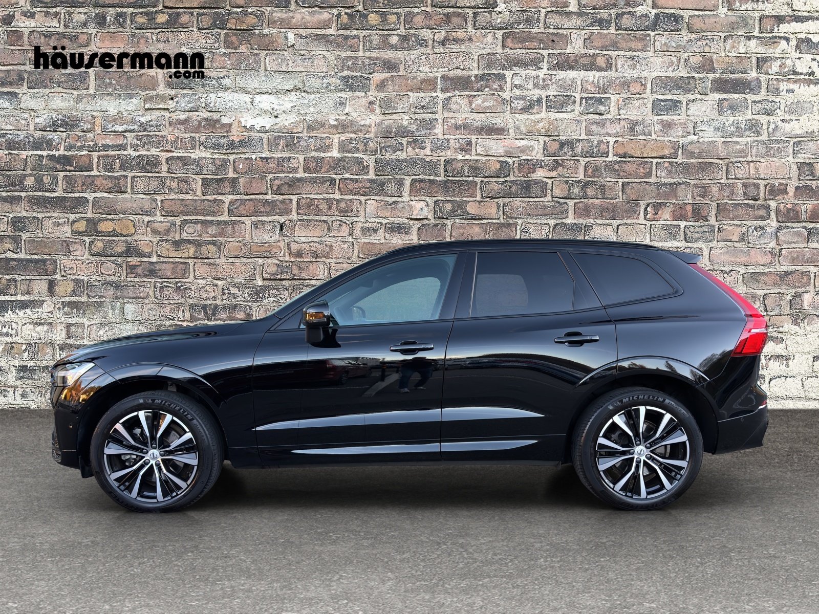 VOLVO XC60 2.0 B4 MH Ultimate Dark AWD, Mild-Hybrid Diesel/Electric, Second hand / Used, Automatic - 2