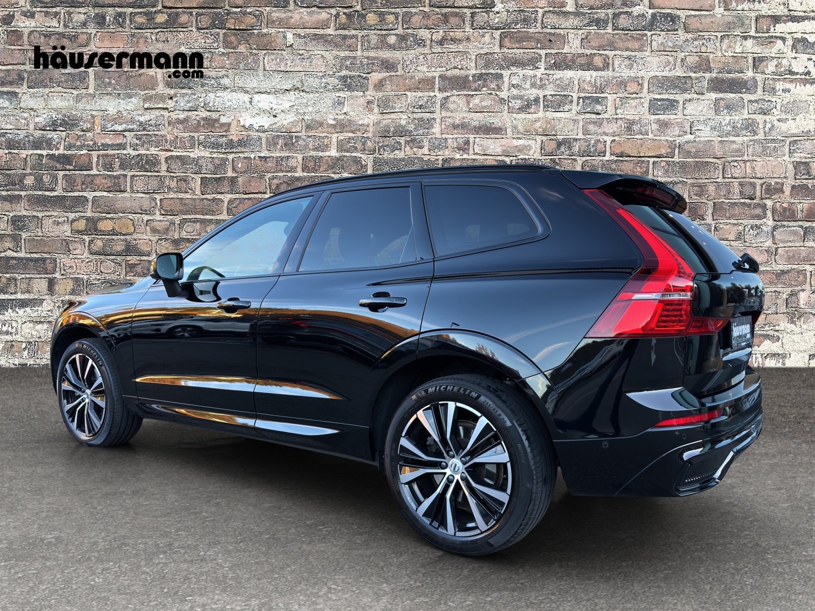 VOLVO XC60 2.0 B4 MH Ultimate Dark AWD, Mild-Hybrid Diesel/Electric, Second hand / Used, Automatic - 3