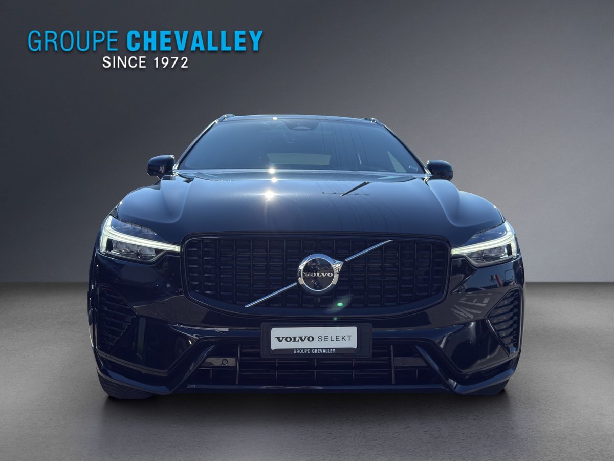 VOLVO XC60 T8 eAWD PluginHybrid Plus Dark Geartronic, Plug-in-Hybrid Benzin/Elektro, Occasion / Gebraucht, Automatik - 2