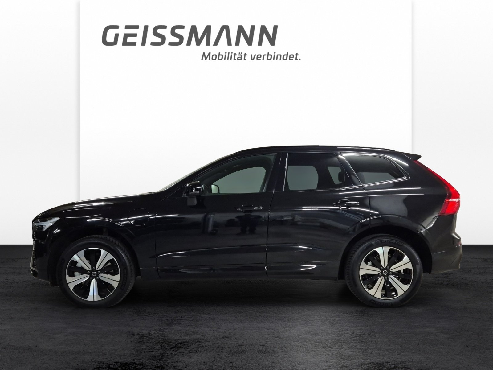 VOLVO XC60 2.0 T8 TE Plus Dark eAWD, Plug-in-Hybrid Petrol/Electric, Second hand / Used, Automatic - 3