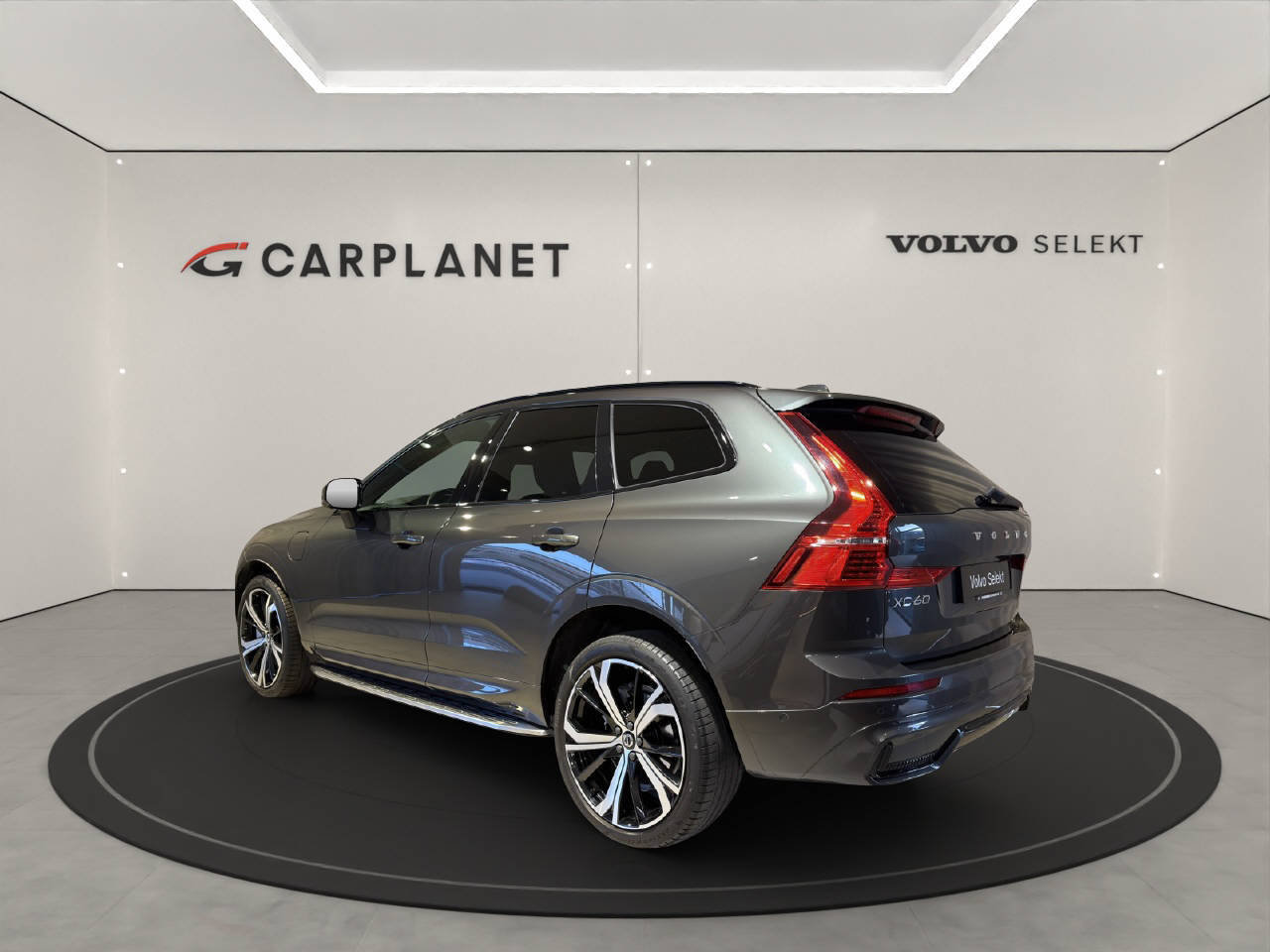 VOLVO XC60 2.0 T6 TE R-Design eAWD, Hybride Rechargeable Essence/Électricité, Occasion / Utilisé, Automatique - 4