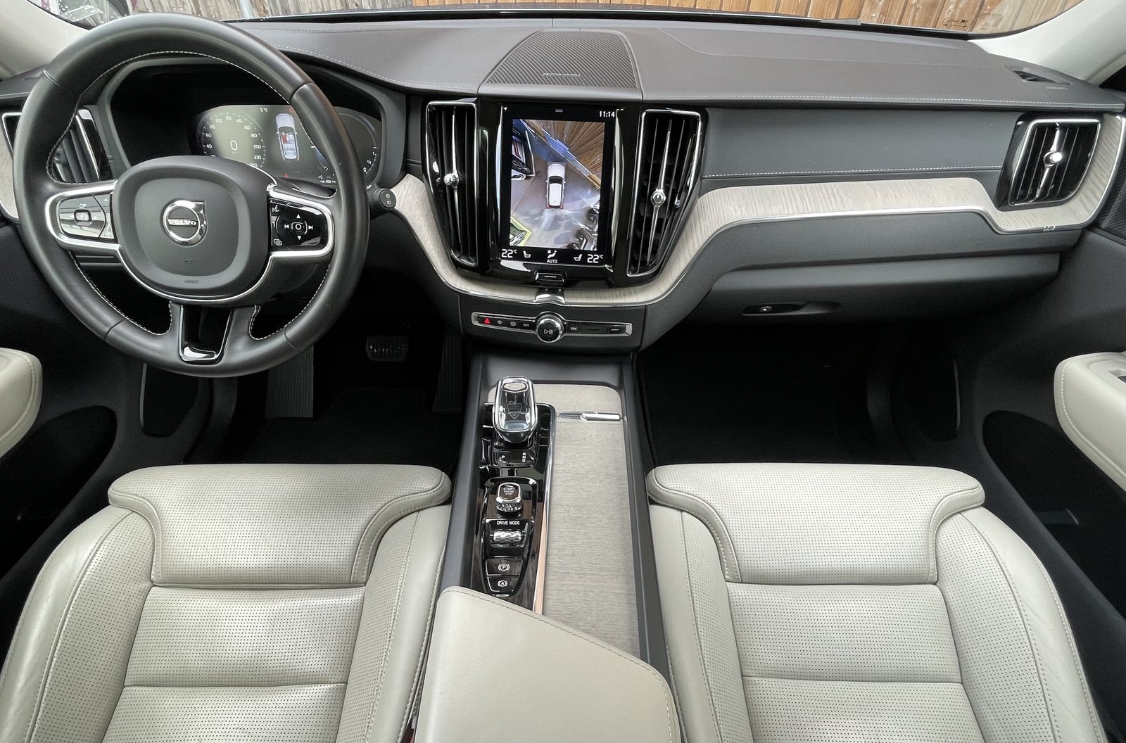 VOLVO XC60 T8 eAWD Inscription, Hybride Intégral Essence/Électricité, Occasion / Utilisé, Automatique - 6