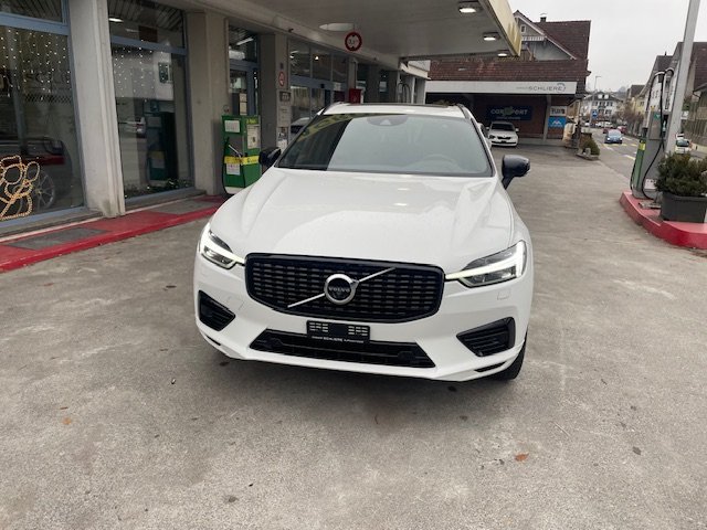 VOLVO XC60 2.0 T6 TE R-Design eAWD, Hybride Rechargeable Essence/Électricité, Occasion / Utilisé, Automatique - 4