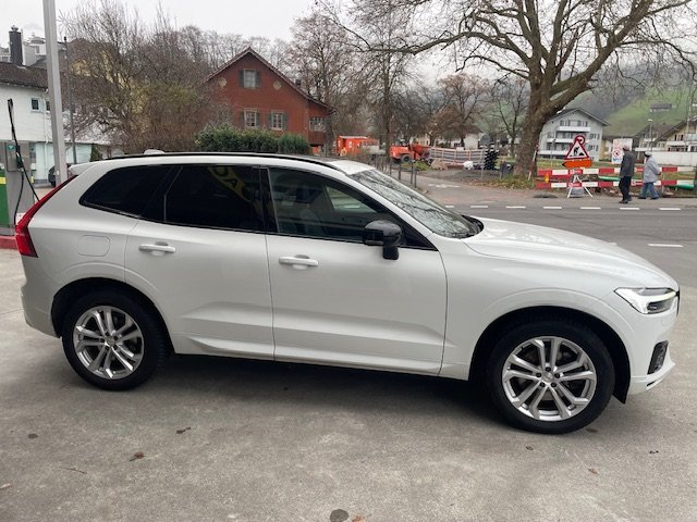 VOLVO XC60 2.0 T6 TE R-Design eAWD, Hybride Rechargeable Essence/Électricité, Occasion / Utilisé, Automatique - 5