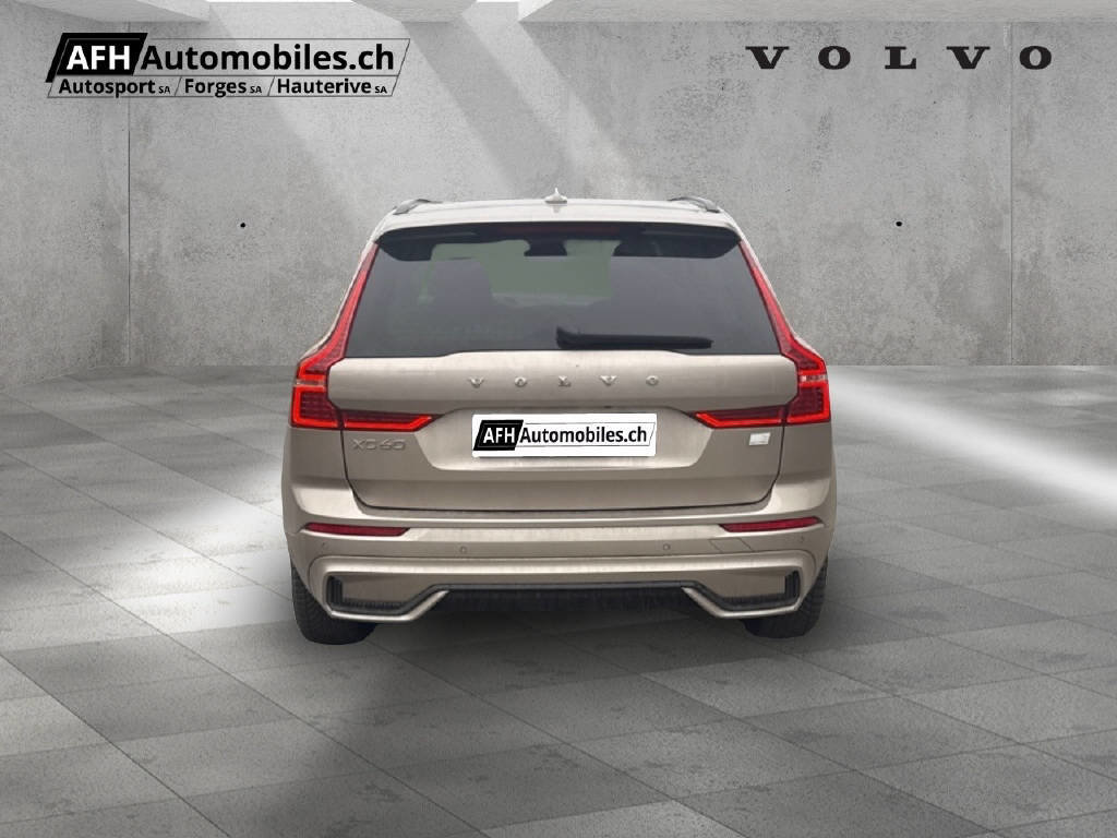 VOLVO XC60 2.0 T6 TE Plus Dark eAWD, Plug-in-Hybrid Benzin/Elektro, Occasion / Gebraucht, Automatik - 6