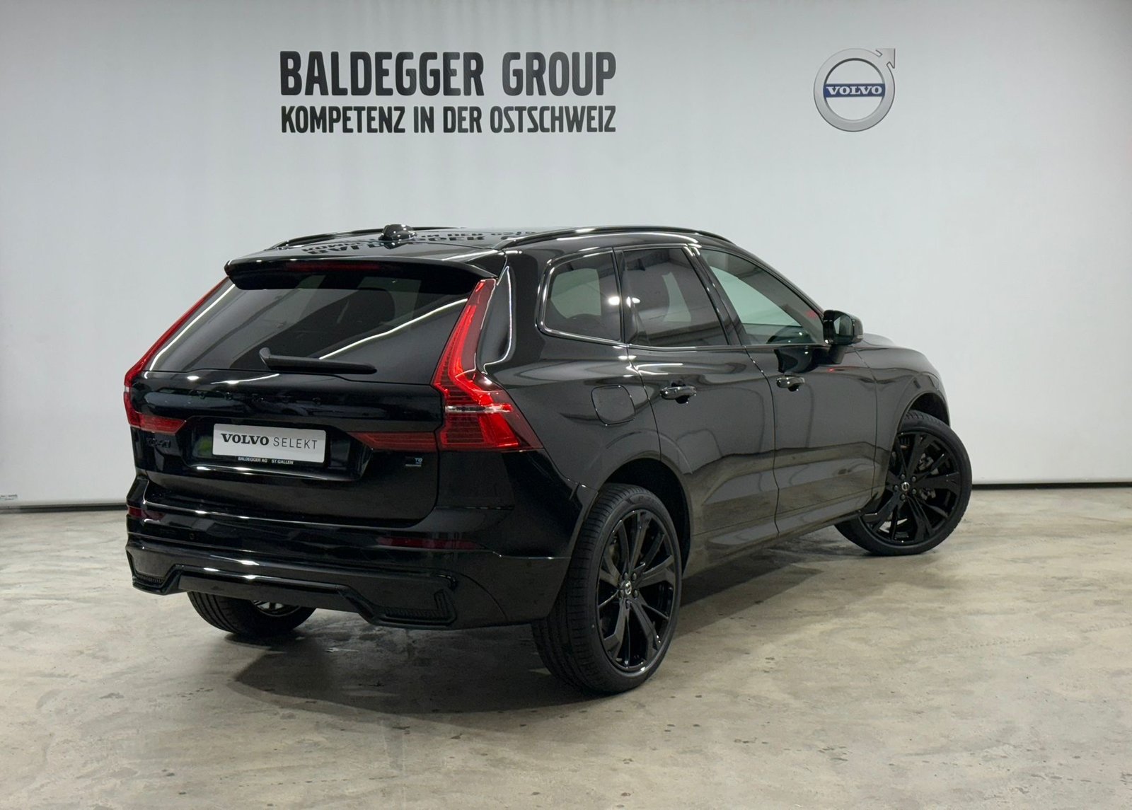 VOLVO XC60 2.0 T8 TE XCENTRIC Black, Full-Hybrid Petrol/Electric, Second hand / Used, Automatic - 3