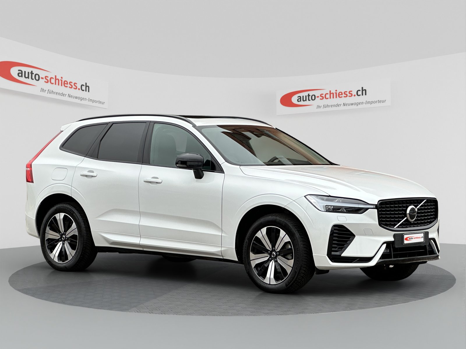 VOLVO XC60 T6 eAWD Plus Dark Geartronic
