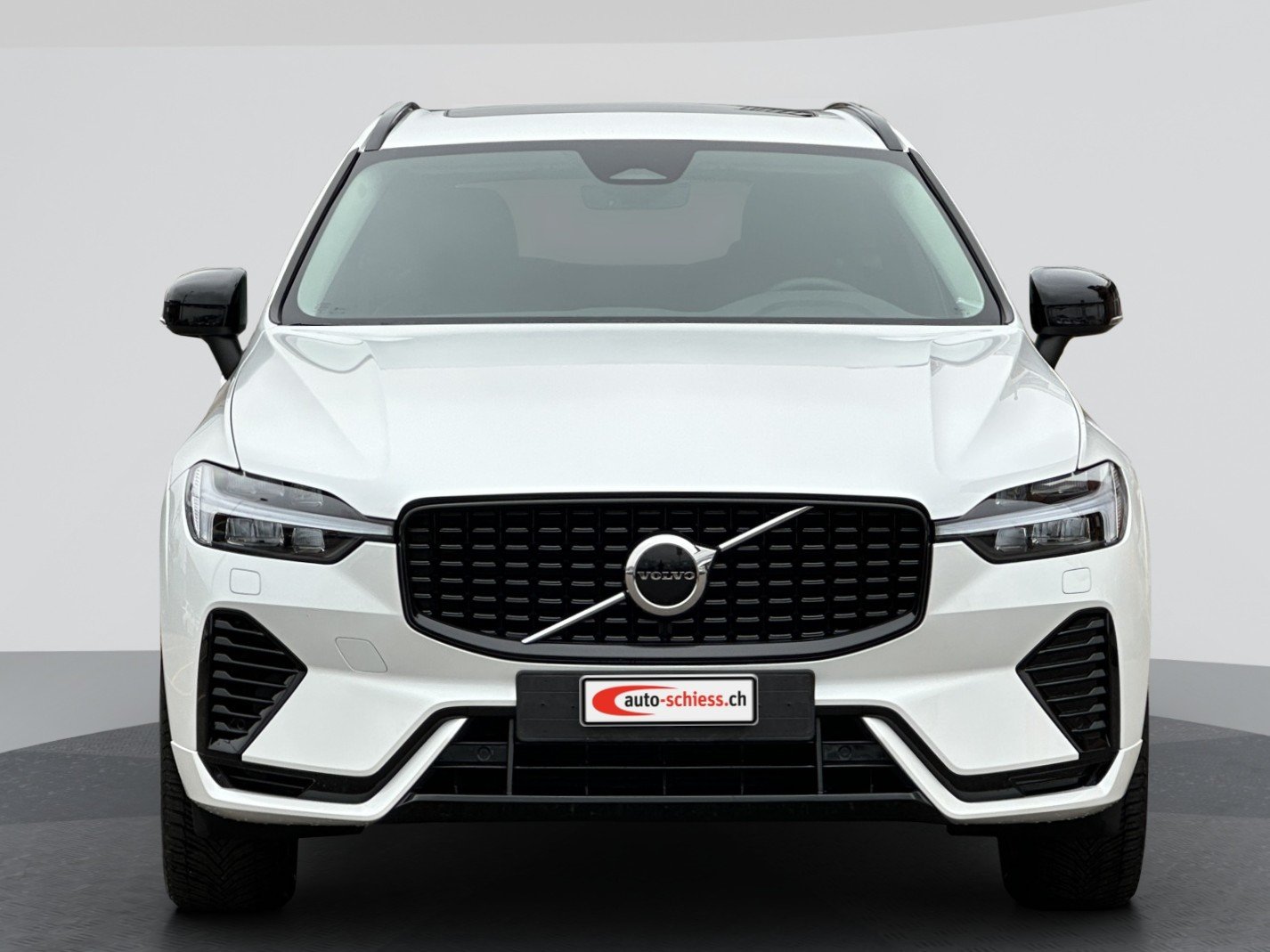 VOLVO XC60 T6 eAWD Plus Dark Geartronic, Plug-in-Hybrid Benzina/Elettrica, Occasioni / Usate, Automatico - 2