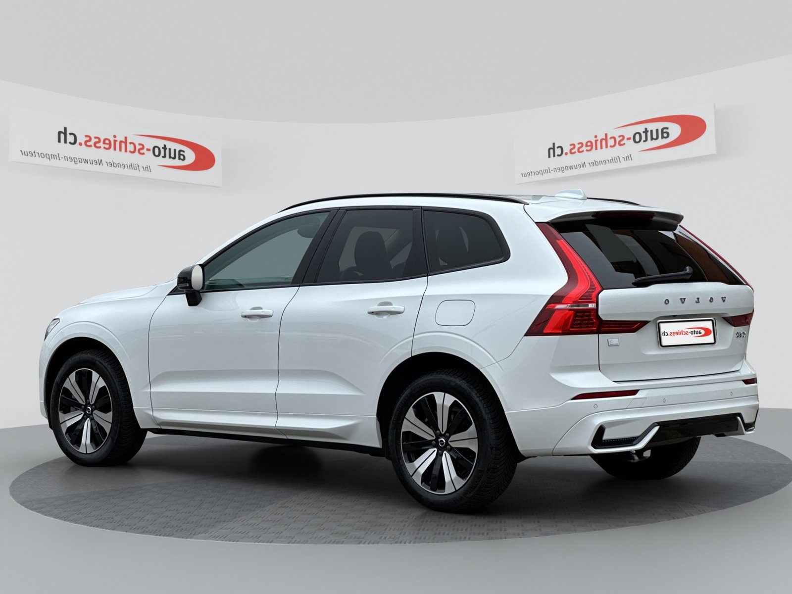 VOLVO XC60 T6 eAWD Plus Dark Geartronic, Plug-in-Hybrid Benzina/Elettrica, Occasioni / Usate, Automatico - 4