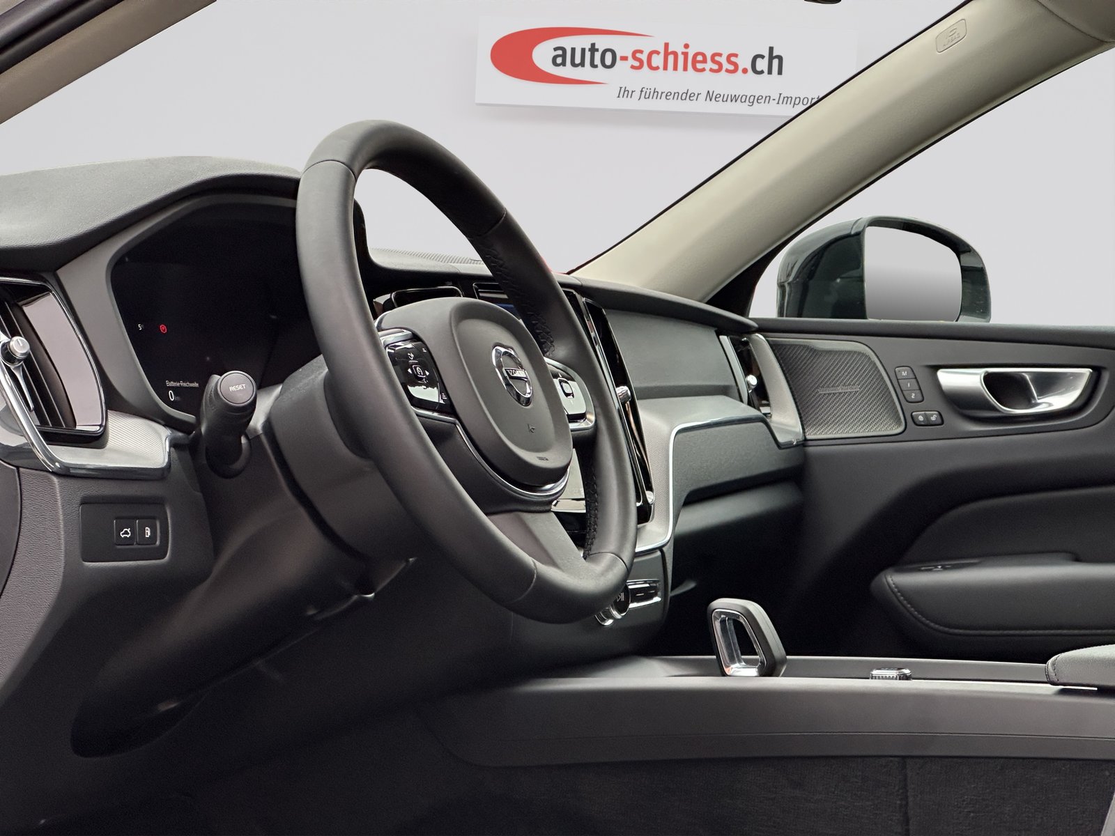 VOLVO XC60 T6 eAWD Plus Dark Geartronic, Plug-in-Hybrid Benzina/Elettrica, Occasioni / Usate, Automatico - 6
