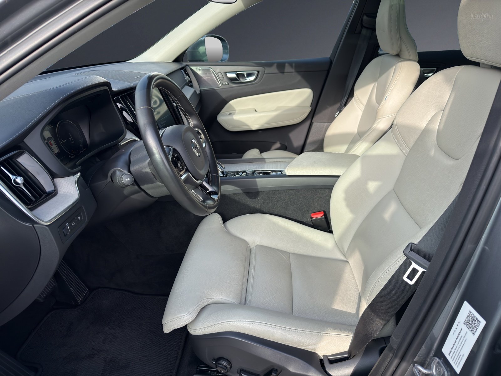 VOLVO XC60 T8 eAWD Inscription Geartronic, Hybride Rechargeable Essence/Électricité, Occasion / Utilisé, Automatique - 6