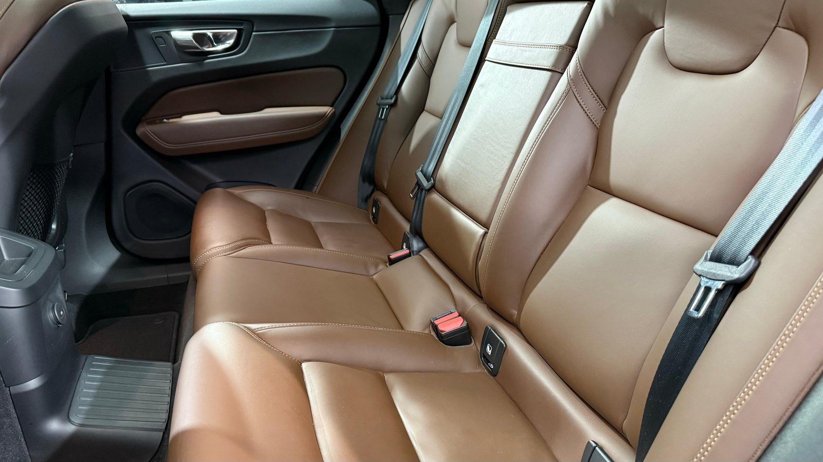 VOLVO XC60 2.0 T8 TE Inscription eAW, Voll-Hybrid Benzin/Elektro, Occasion / Gebraucht, Automatik - 6