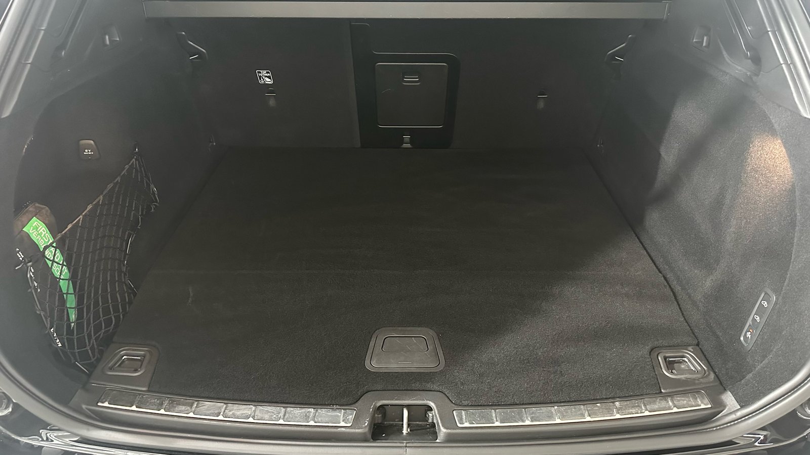VOLVO XC60 2.0 T8 TE Inscription eAW, Voll-Hybrid Benzin/Elektro, Occasion / Gebraucht, Automatik - 7